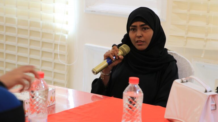 قصة نجاح: نورهان – من التجربة الشخصية إلى مناصرة الآخرين